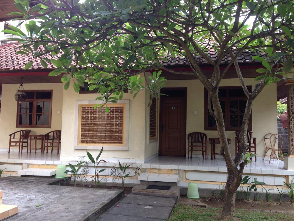 Mekar Jaya Bungalows กูตา ภายนอก รูปภาพ