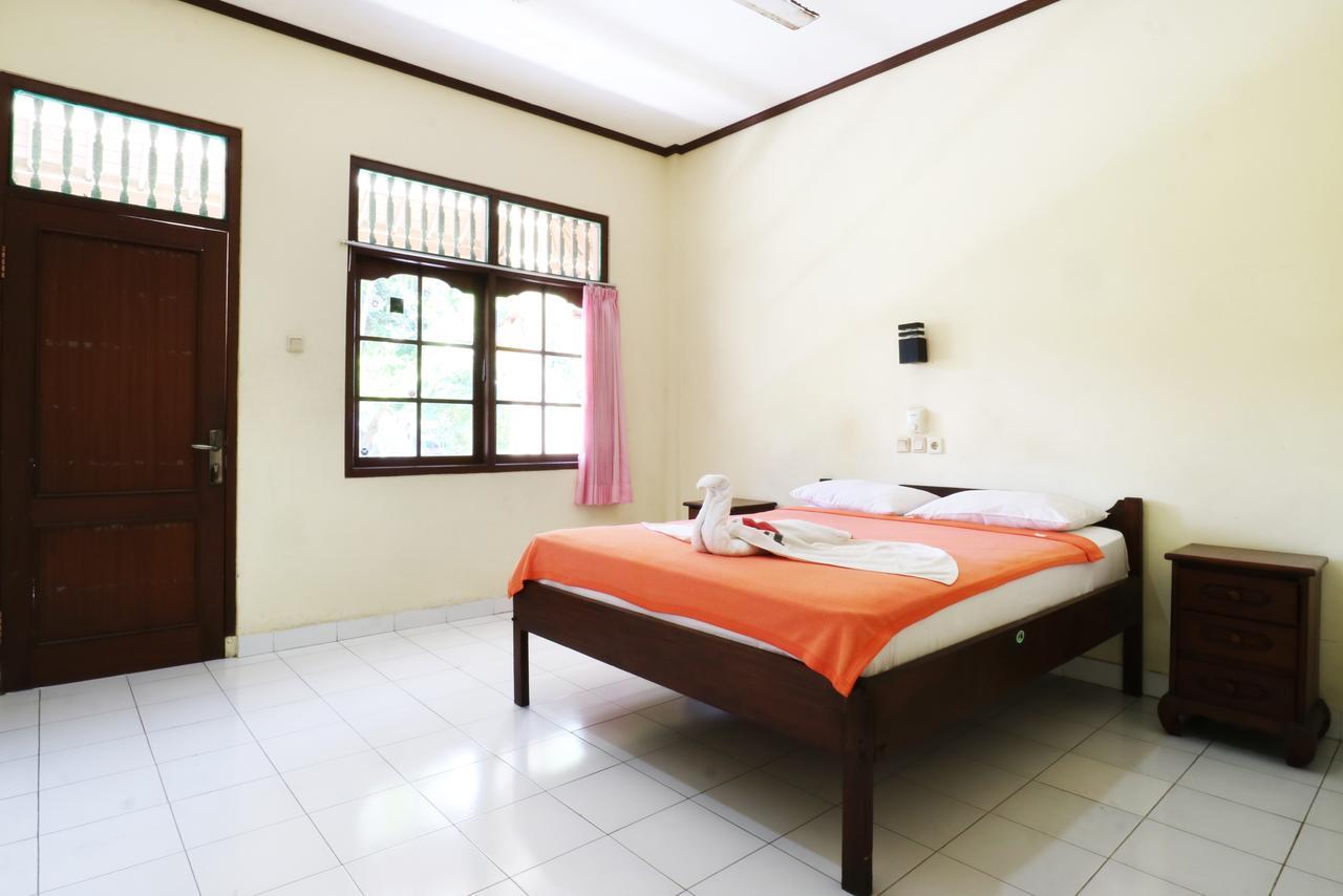 Mekar Jaya Bungalows กูตา ภายนอก รูปภาพ