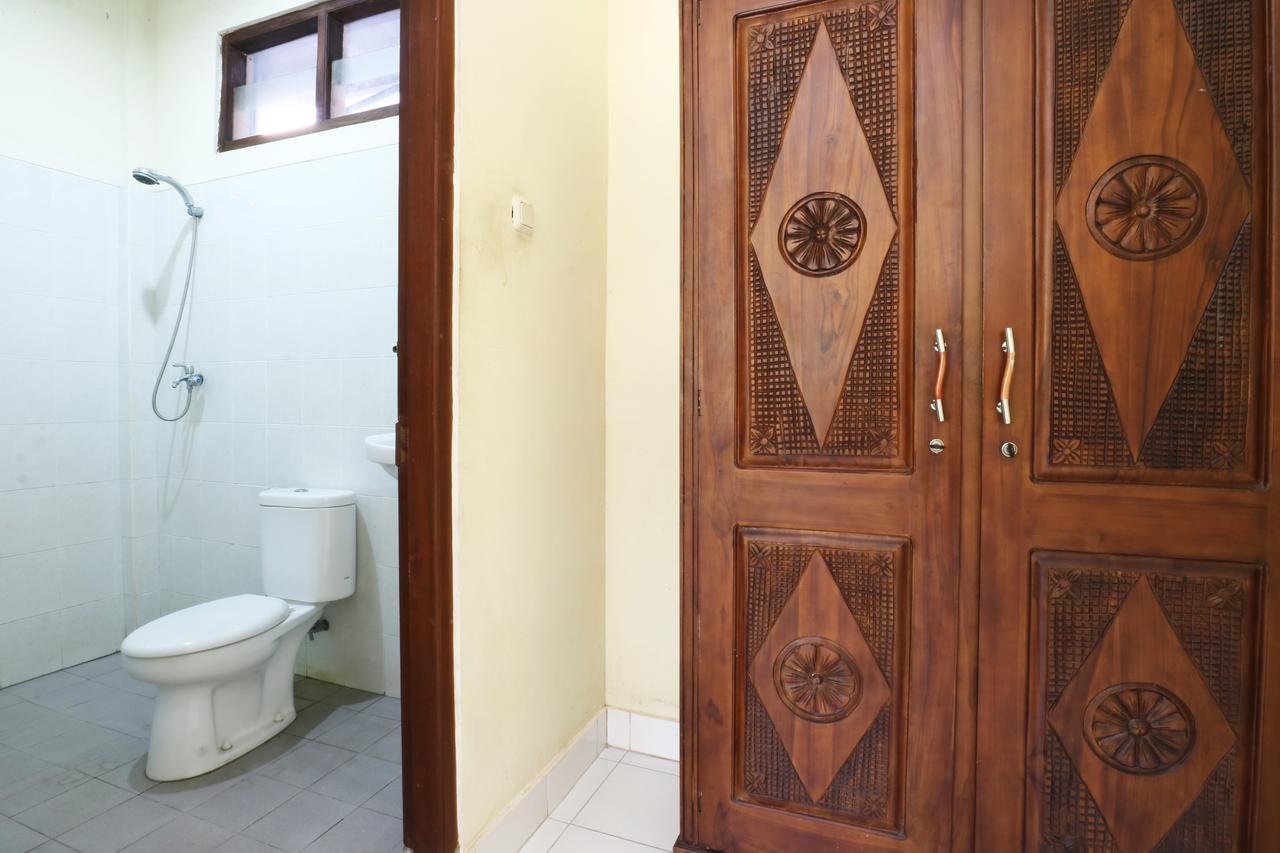 Mekar Jaya Bungalows กูตา ภายนอก รูปภาพ