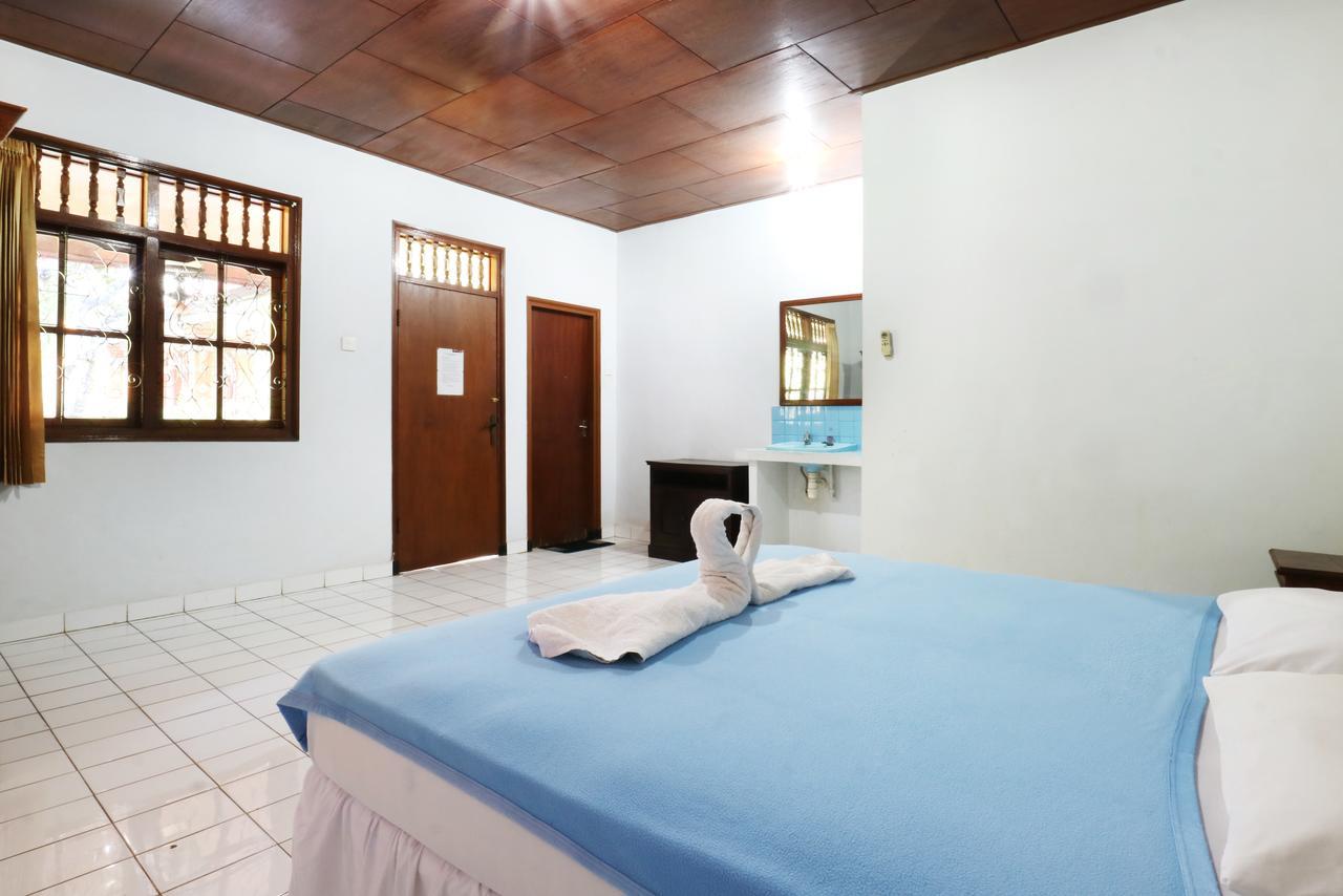 Mekar Jaya Bungalows กูตา ภายนอก รูปภาพ