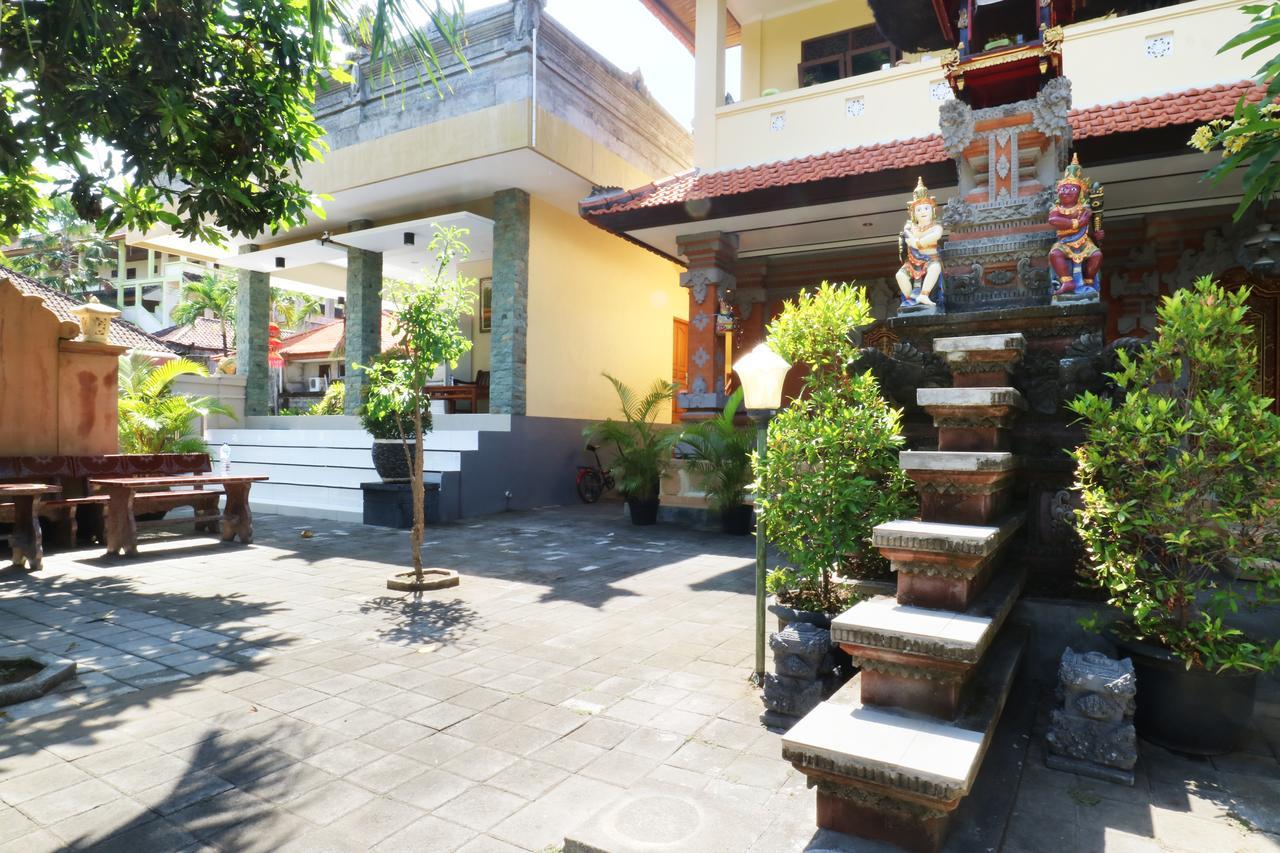 Mekar Jaya Bungalows กูตา ภายนอก รูปภาพ