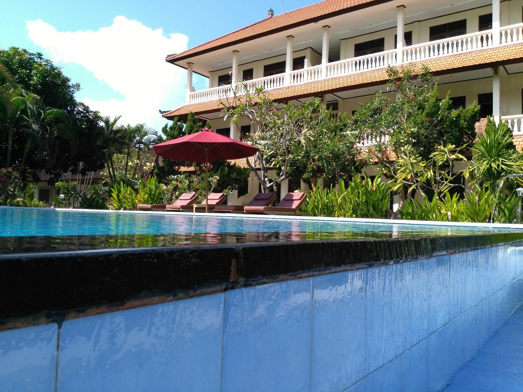 Mekar Jaya Bungalows กูตา ภายนอก รูปภาพ