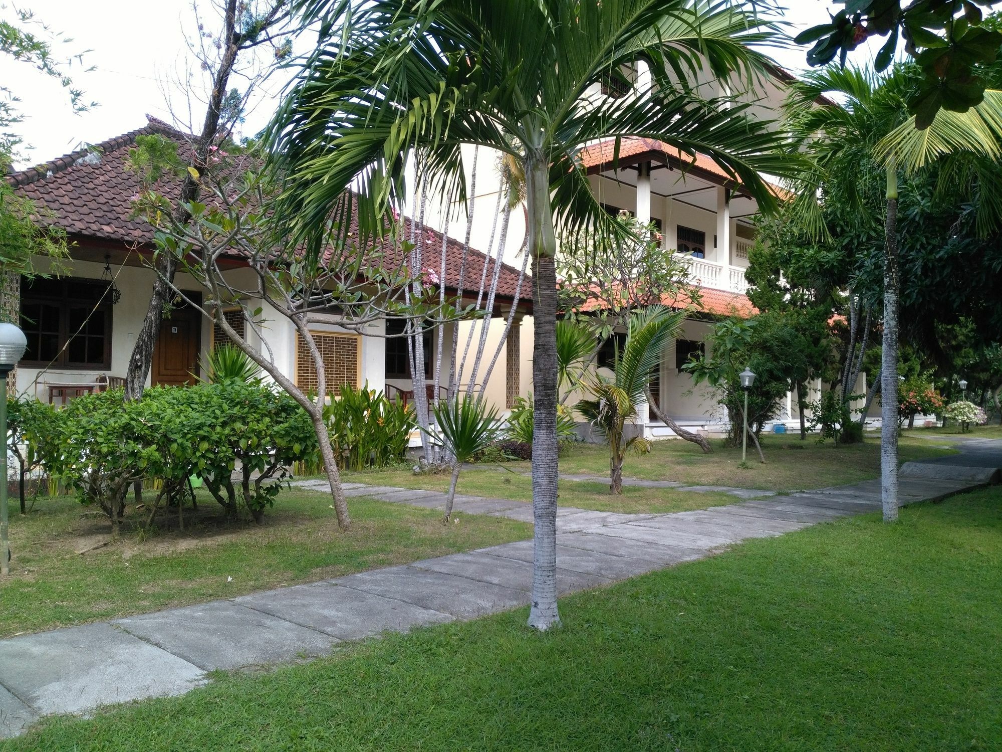 Mekar Jaya Bungalows กูตา ภายนอก รูปภาพ